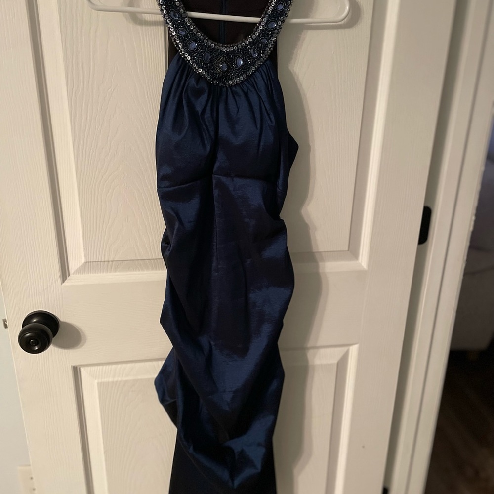 Xscape Body Con Navy Blue Ruched Sleeveless Jeweled Dress Sz 6